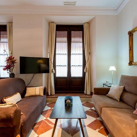 Quevedo Suite Sevilha Exterior foto