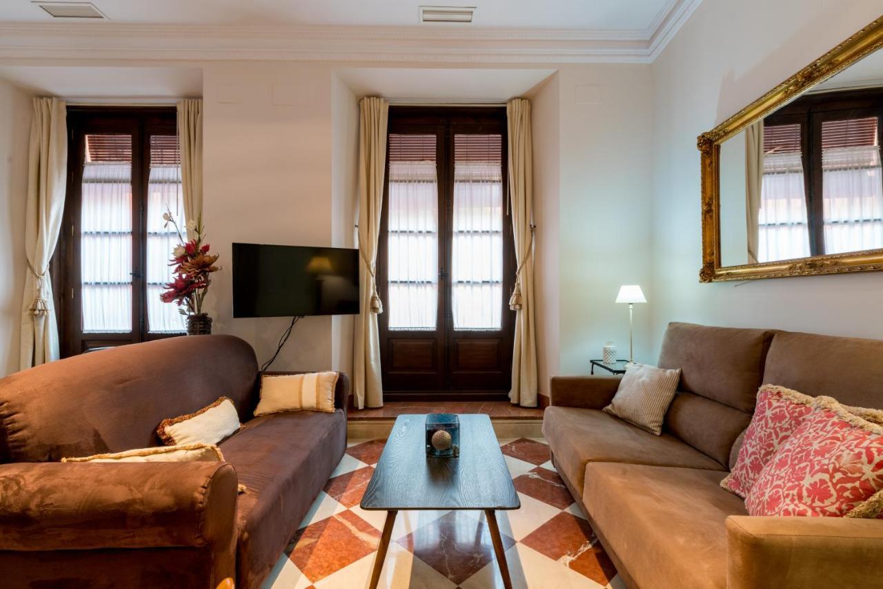 Quevedo Suite Sevilha Exterior foto