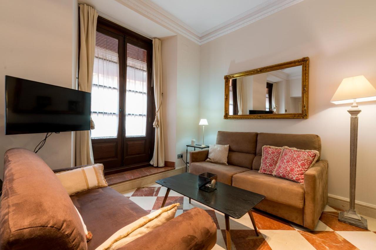Quevedo Suite Sevilha Exterior foto