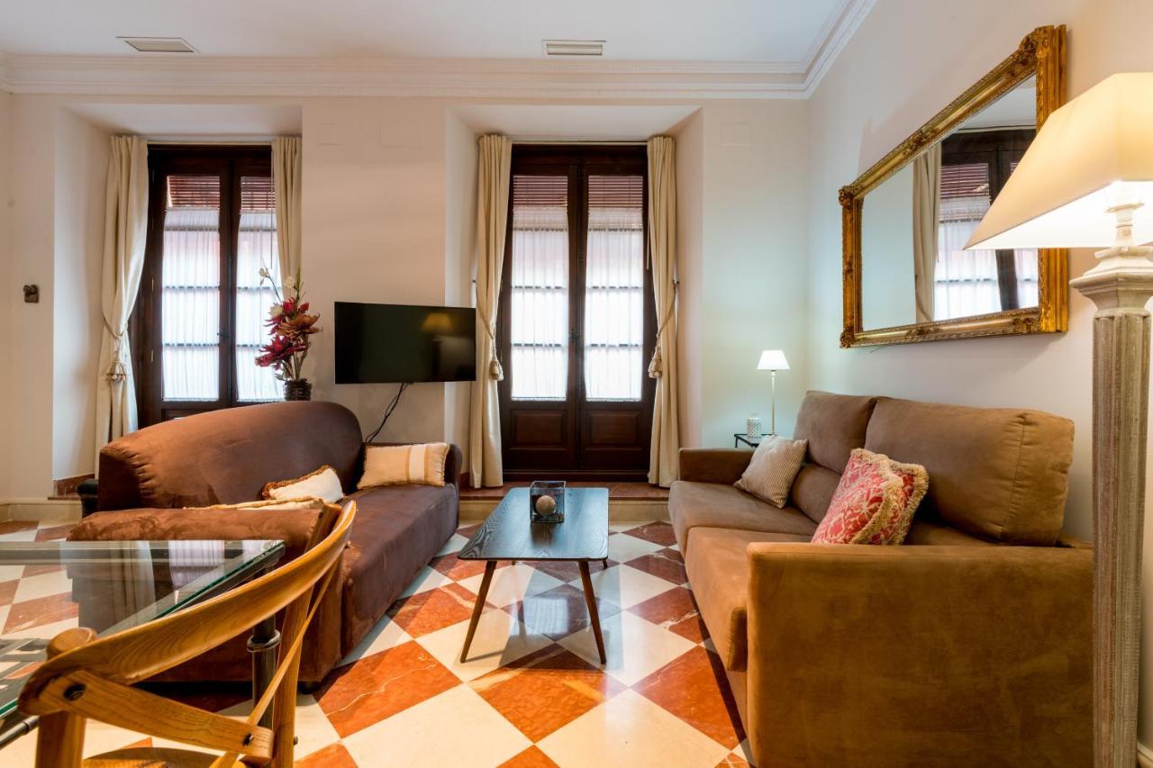 Quevedo Suite Sevilha Exterior foto