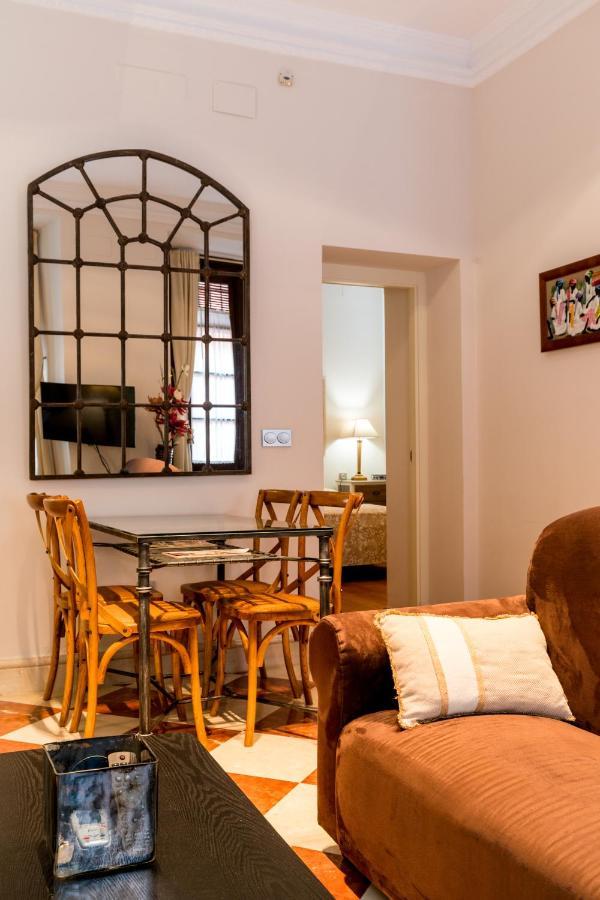 Quevedo Suite Sevilha Exterior foto