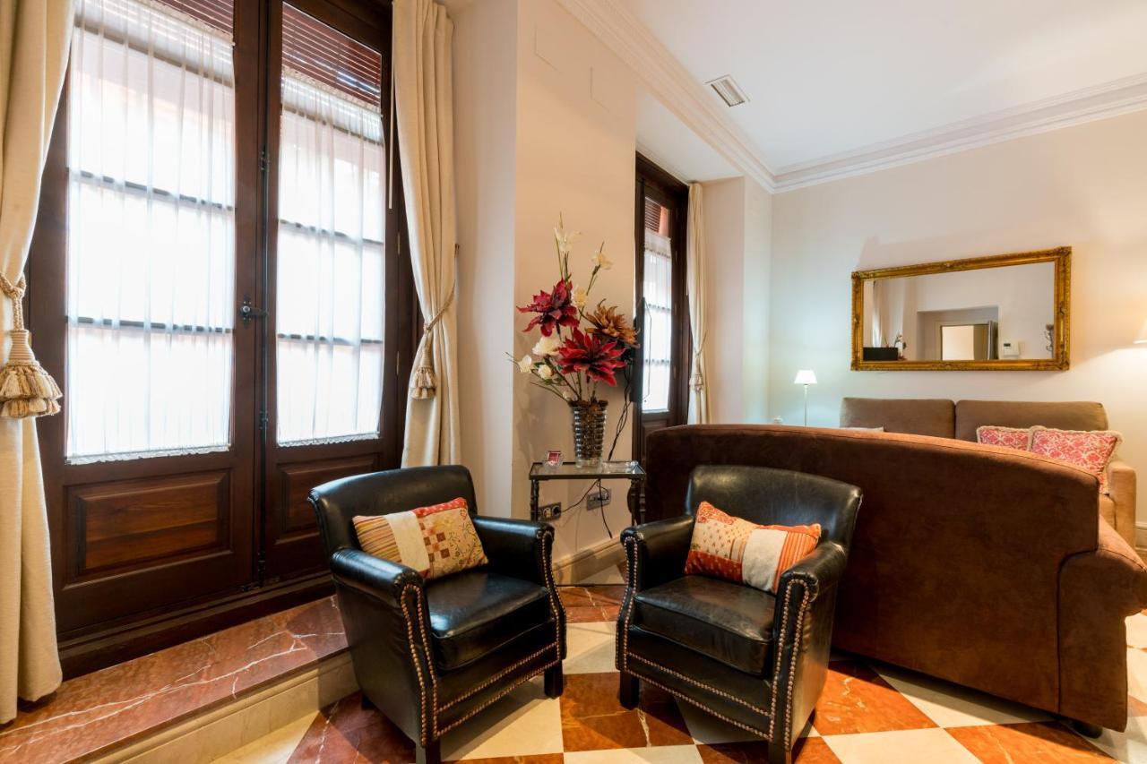 Quevedo Suite Sevilha Exterior foto
