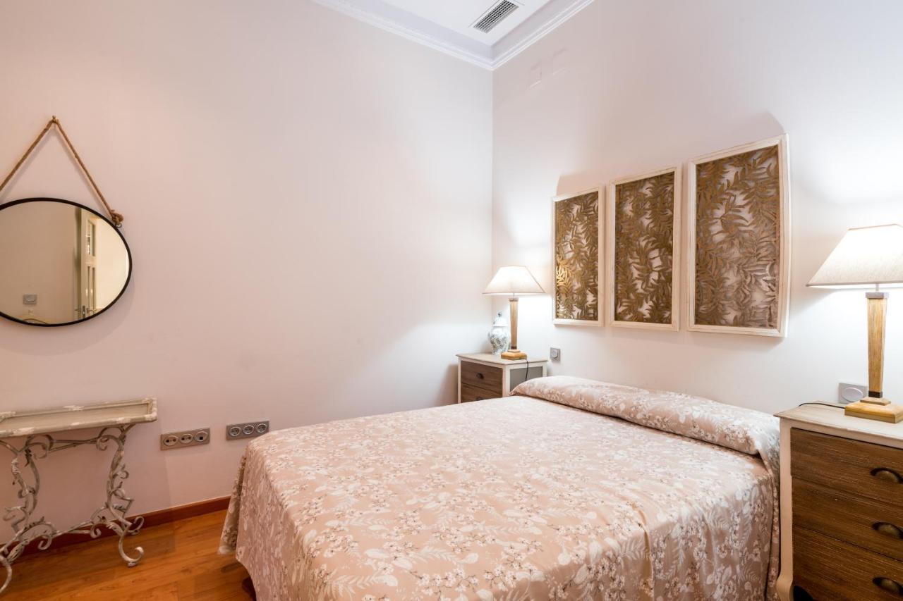 Quevedo Suite Sevilha Exterior foto